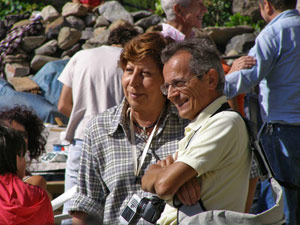 Lisa Cirielli e 'Pieroweb' osservano... -  foto Angelo Gregisi 7 ott 07