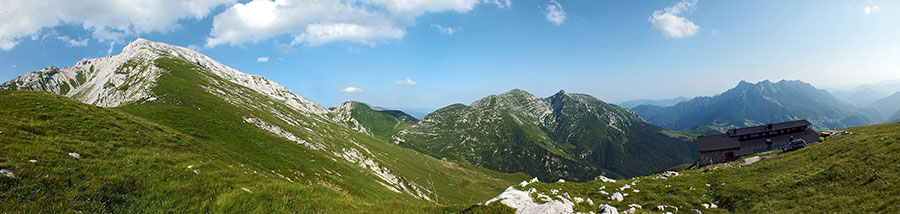 Panoramica dal Pizzo Arera al Monte Alben