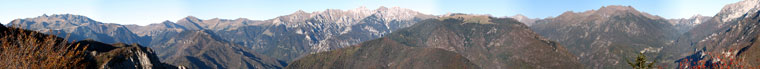 Valli e monti dell'alta Valle Brembana (con il Monte Secco e il Passo di Monte Colle) da Baita Campo - foto Piero Gritti 19 ottobre 07