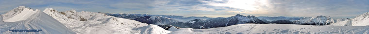 Da cresta  Grem panoramica sulle Orobie innevate, le Prealpi, la pianura - foto Piero Gritti 26 genn. 08