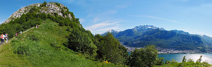 Panoramica salendo sul sentiero 305 delle creste al Terzo Corno (768 m.) per il Monte Barro (922 m.)
