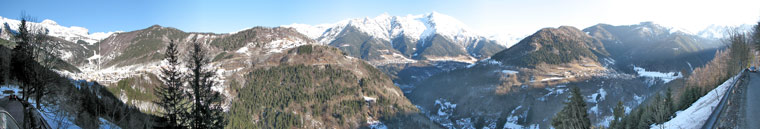 Panoramica verso Colere, famosa e frequentata stazione sciistica in Val di Scalve - foto Piero Grittii 28 febb 09