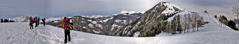 Panorama da Cima Blum verso la Valzurio