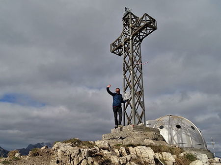 Monte Due Mani (1656 m) con Cima Muschiada (1458 m) dalla Culmine S. Pietro il 21 ottobre 2020- FOTOGALLERY 