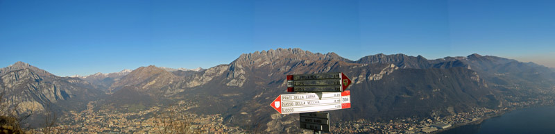 Panoramica dal Monte Barro verso Lecco, le Grigne, il Resegone 