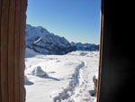 Dal bivacco vista sul percorso nella neve 