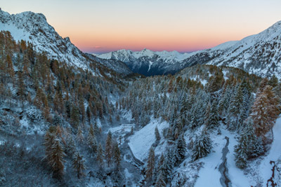 Carona - Rifugio Calvi...alba sulla prima neve tra i colori autunnali - 16 ottobre 2012  - FOTOGALLERY