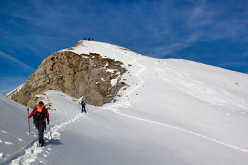 Passando dalla Val Sedornia salita al Vigna Vaga e al Pizzo di Petto innevati il 13 novembre 2010 - FOTOGALLERY
