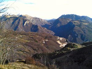 Dalla Baita della Vecchia..vista verso Cespedosio e oltre - foto Massimo Capelli 26 nov. 07