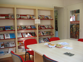 Biblioteca Civica - Sala giornali e riviste - (Foto Piero Gritti)