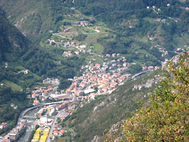 Dal sentiero per il Pizzo di Spino vista su San Pellegrino Terme