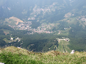 La Conca dell'Alben e il Pian della Palla sotto di noi