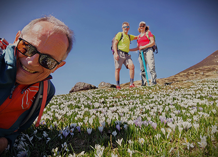 Ai Piani dell’Avaro ben fioriti di crocus – 2 maggio 2025 - FOTOGALLERY