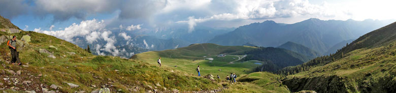 Scendendo dal Monte Avaro ai Piani