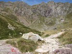 Salita al Beiigni: a dx per il 'Canalino', a sx per il sentiero dei vitelli - foto Piero Gritti  26 agosto 07