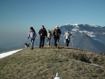 In CANTO ALTO salendo da Cler di Sedrina e dai Prati Parini il 12 dicembre 2010 - FOTOGALLERY