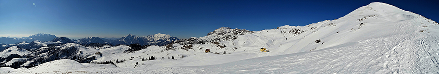 Panorama sui Piani d'Artavaggio e sul Monte Sodadura 