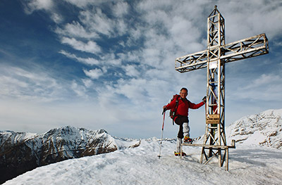 Ritorno invernale in CIMA GREM (2049 m.) e al BIVACCO TELLINI (1641 m.) il 9 gennaio 2013 - FOTOGALLERY