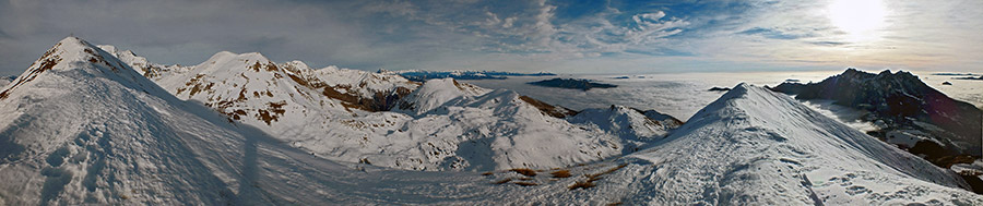 Dalla cresta di Cima Grem verso la Valle Seriana