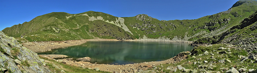 Il basso livello del Lago Moro segnala la scarsità delle piogge