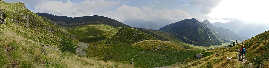 Scendendo al Lago delle trote (2107 m)