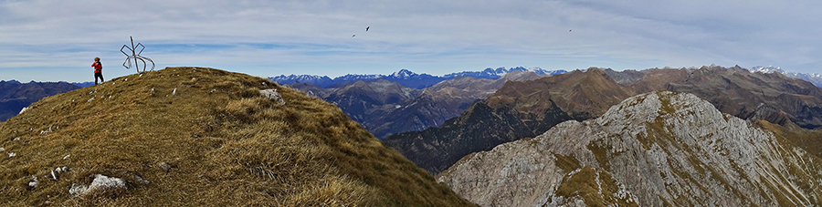 Da Cima Menna (2300 m) vista a nord Da Cima Menna (2300 m) vista a nord