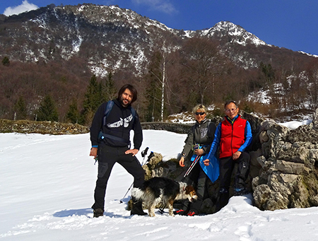 Salita pomeridiana al MONTE SUCHELLO (1541 m) ben innevato da Costa Serina 1l 10 marzo 2016  - FOTOGALLERY