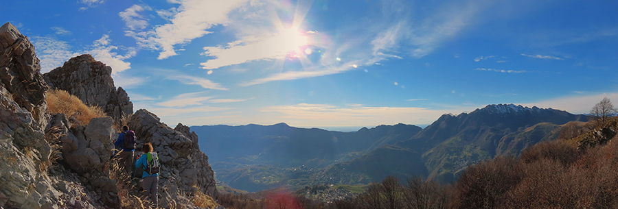 In cammino sul 571 sulle creste del Prealongone verso i Trea Faggi