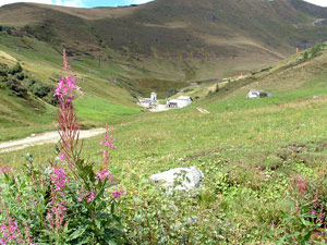 Il Rifugio Giretta (ora temporaneamnete chiuso) al centro della Valle