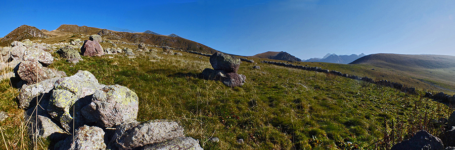 Grande 'barek', salendo dai Piani al Monte Avaro
