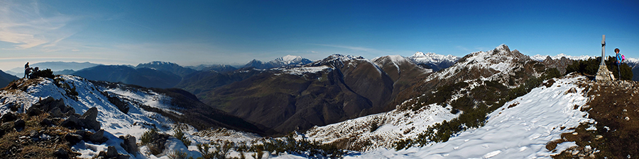 In vetta al Monte Cancervo (1831 m)