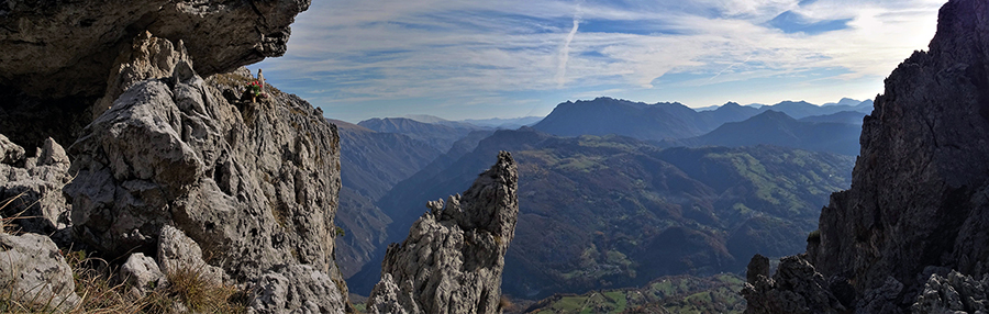 Alla Madonnina posta tra le rocce al termine del Canalino dei sassi