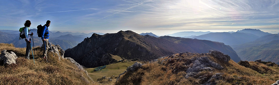vista panoramica dalla vetta del Venturosa a sud-ovest