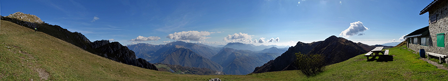 Panorama dalla Baita Venturosa (del Giacom) - 1834 m