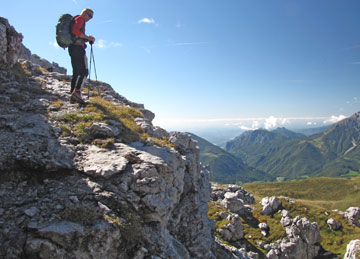 Da Ceresola di Valtorta salita ai Piani di Bobbio (Rifugio Lecco) e al lo Zucco Barbesino (2152 m.) - FOTOGALLERY
