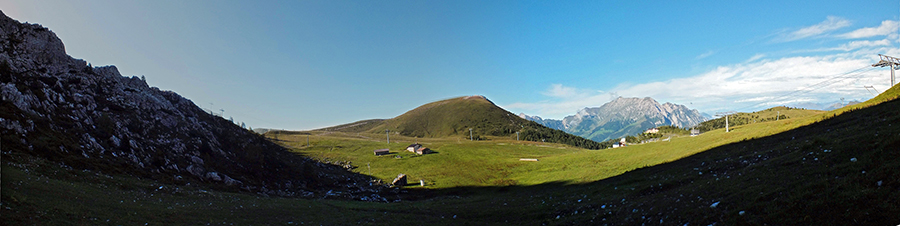 Vista sui Piani di Bobbio con Grignone sullo sfondo