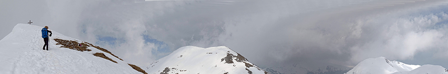 Strappo finale per Cima Grem (2049 m)