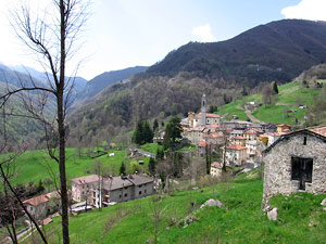 Vedeseta, punto di partenza del sentiero per le sorgenti dell'Enna 