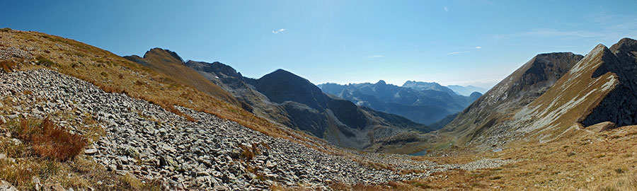Da poco sopra il Passo di Publino vista sulla Valsambuzza
