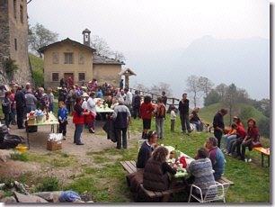 Festa con castagnata a Pusdosso