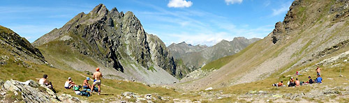 Escursionisti al Passo d'Aviasco