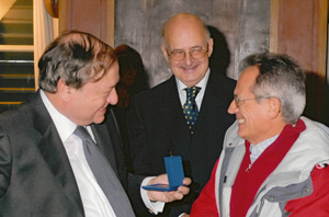 Medaglia di ringraziamento a Piero Gritti dal Comune di Bergamo