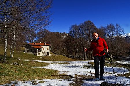 Anello Monte Zucco – Pizzo Cerro da S. Antonio Abbandonato l’11 febbraio 2016 - FOTOGALLERY