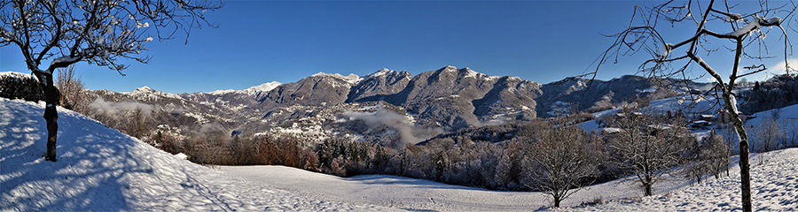 Da Pos.Castello di Miragolo S. Salvatore splendida vista sulla media Val Serina e i suoi monti