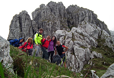Salita al MONTE ALBEN (2019 m.) dal Passo della Crocetta (1276 m.) domenica 10 giugno 2012  - FOTOGALLERY