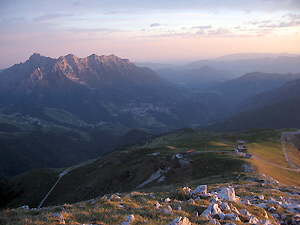 Da Capanna 2000: tramonto sull'Alben