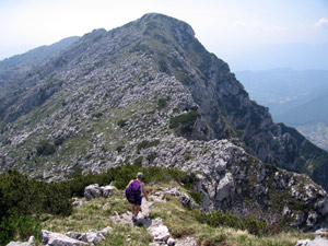 In cresta: alle spalle Cima la Croce , di fronte Cima della Spada