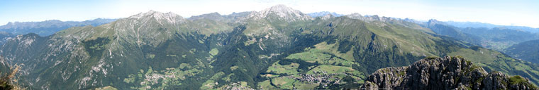 Da Cima La Croce vista verso la conca di Oltre il Colle e la Val Seriana