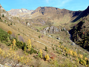 La lunga Valle della Corte, discendenta dal Monte Corte