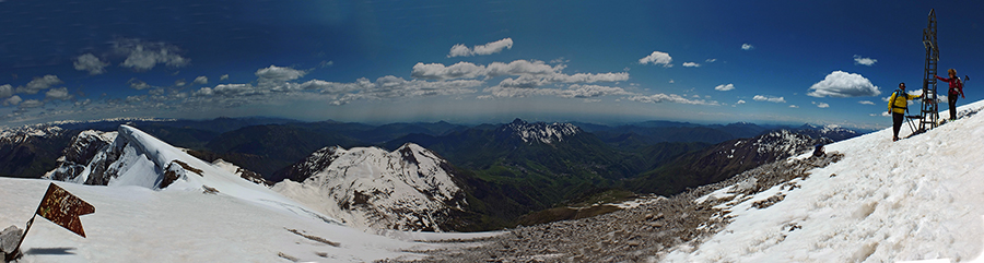 PIZZO ARERA (2512 m), primaverile con neve, il 15 maggio 2014